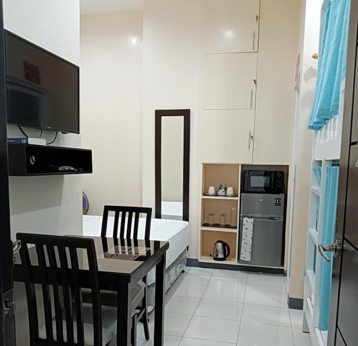 Rosetta Guest House Ormoc Eksteriør bilde
