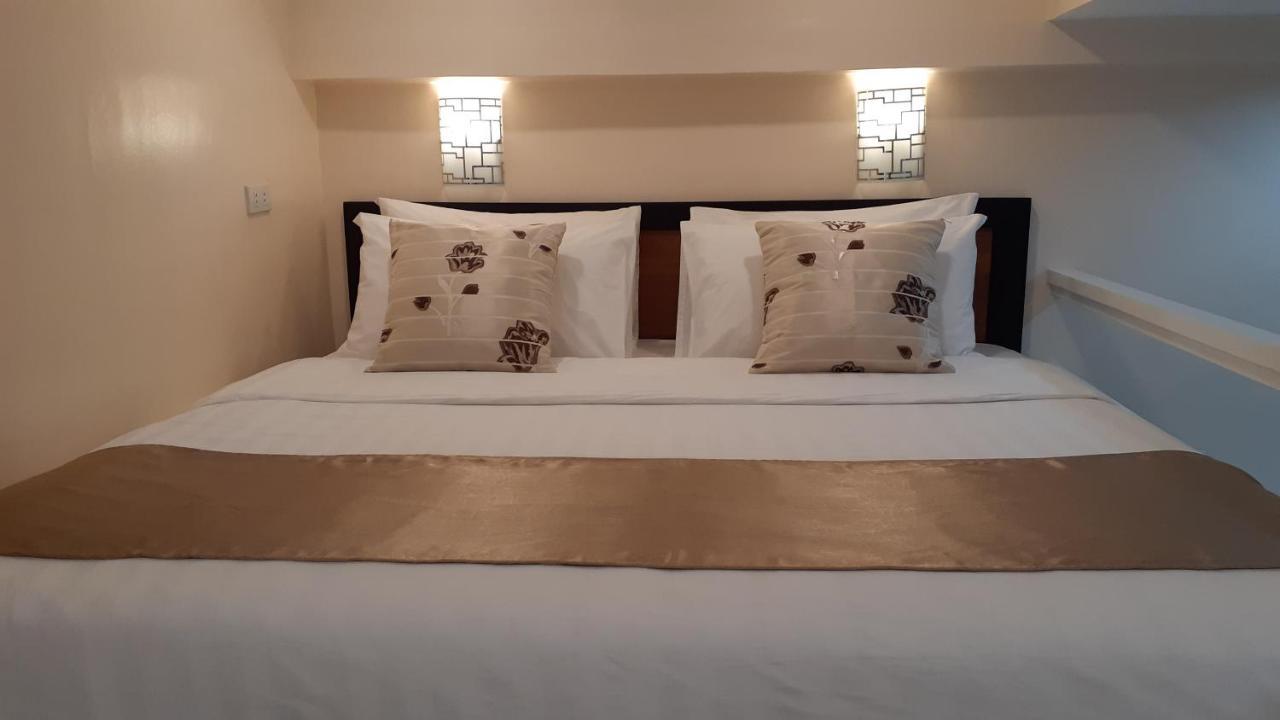 Rosetta Guest House Ormoc Eksteriør bilde